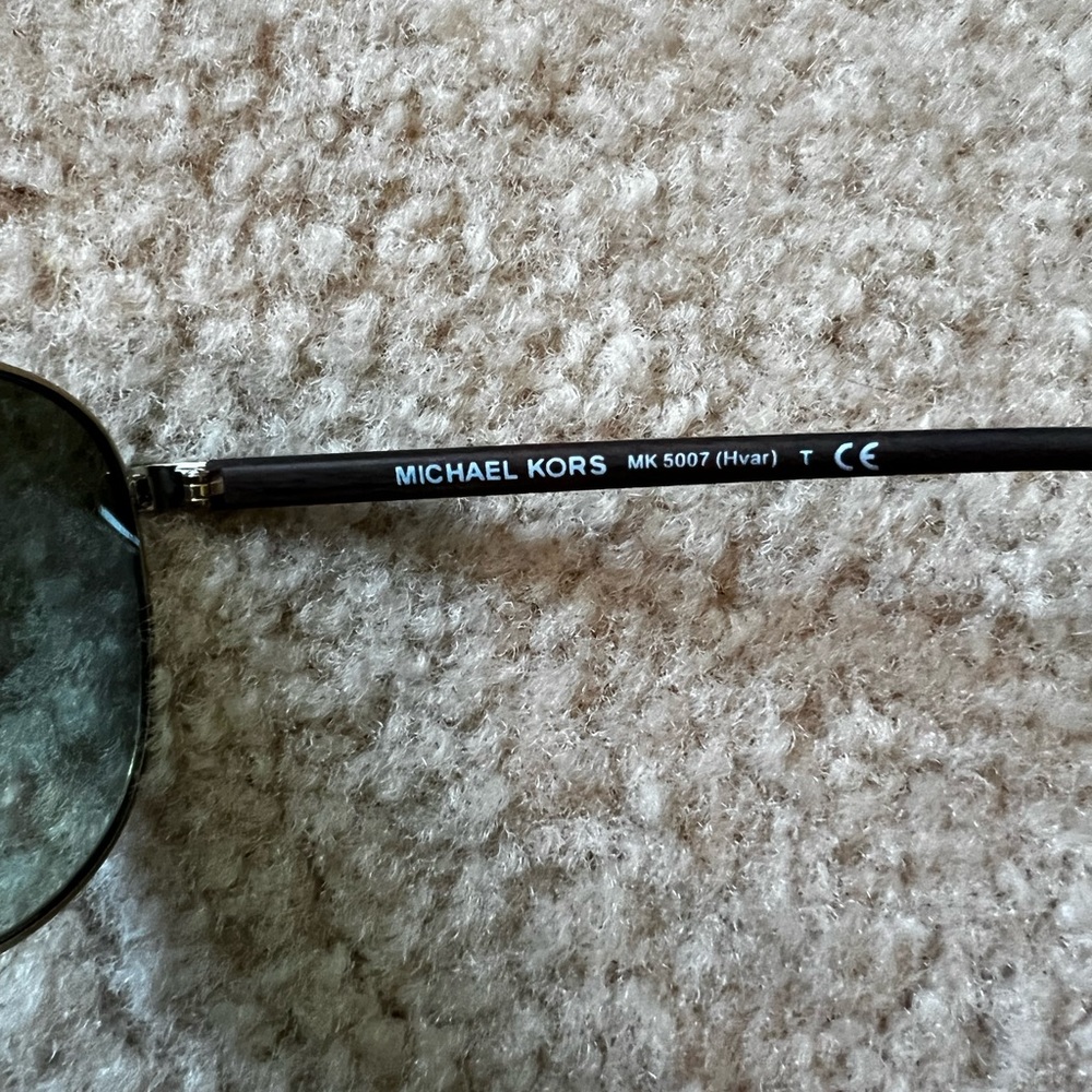 MICHAEL KORS
MK5007 HVAR - Picture 3 of 6